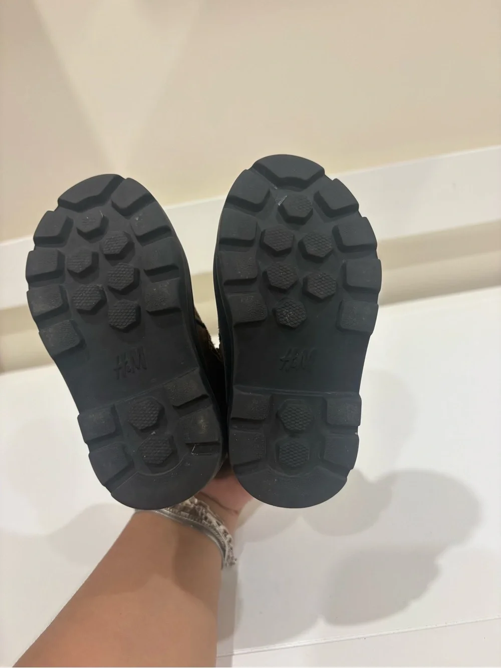 H&M Brown Kids Chelsea Boots with Black Tread